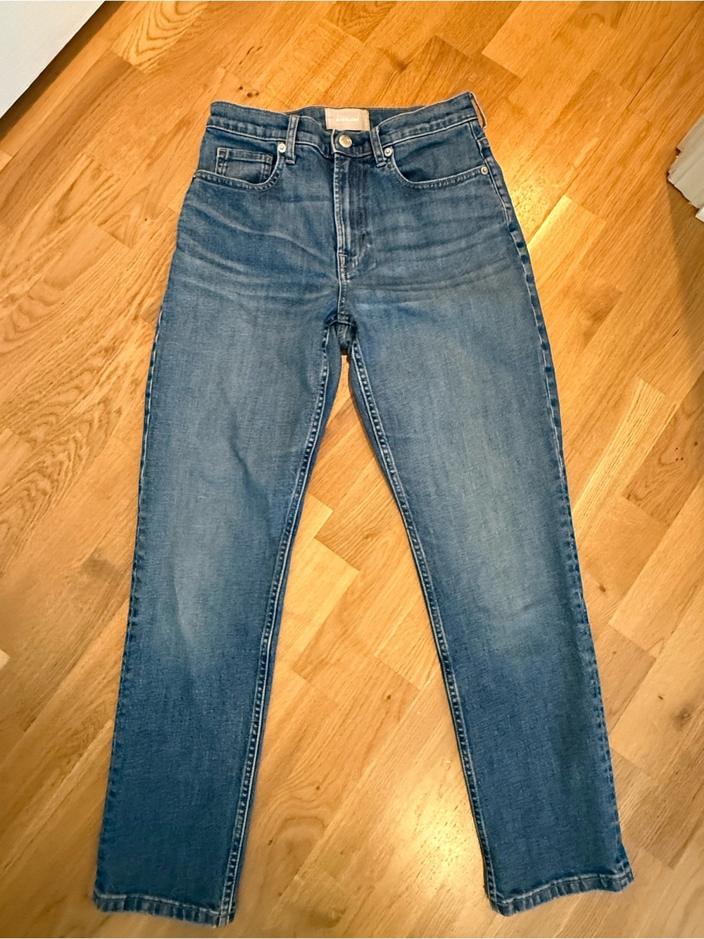 Everlane High-Rise Straight Jeans in Blue Denim